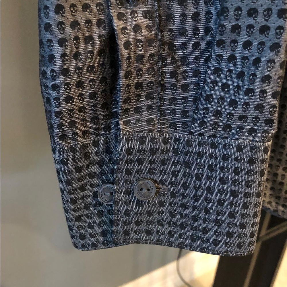 Men’s shirt